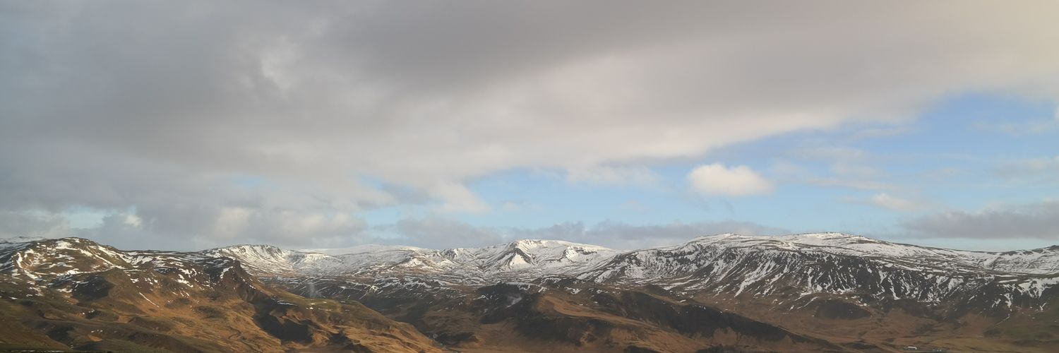 BekSuzanne's profile banner image