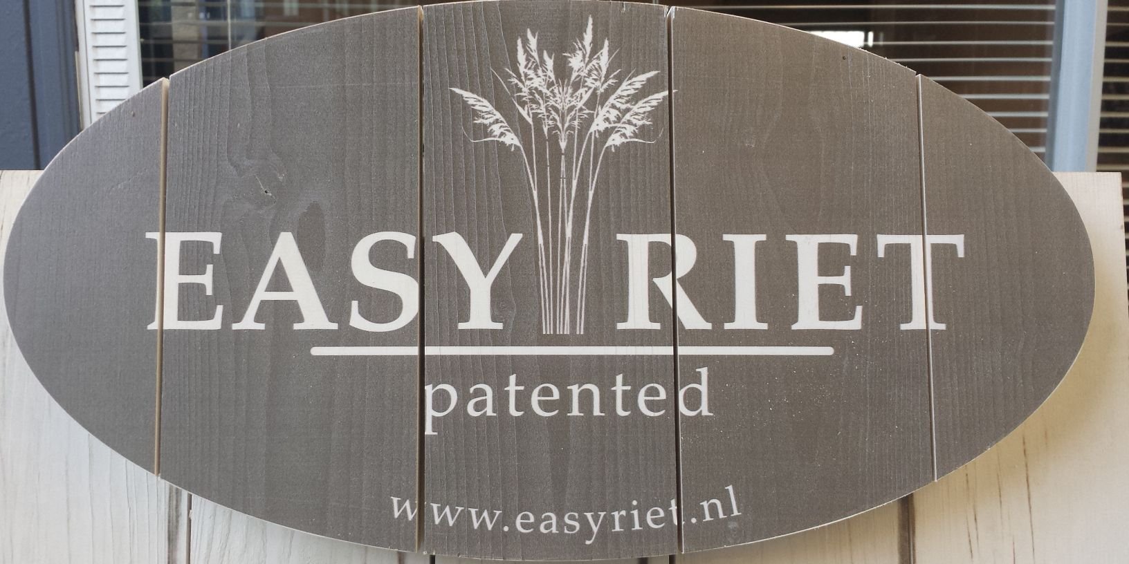 EasyRiet's profile banner image