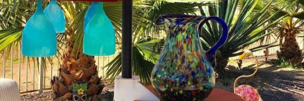 amymnaz's profile banner image