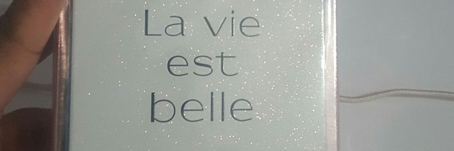 ElisatkJennifer's profile banner image