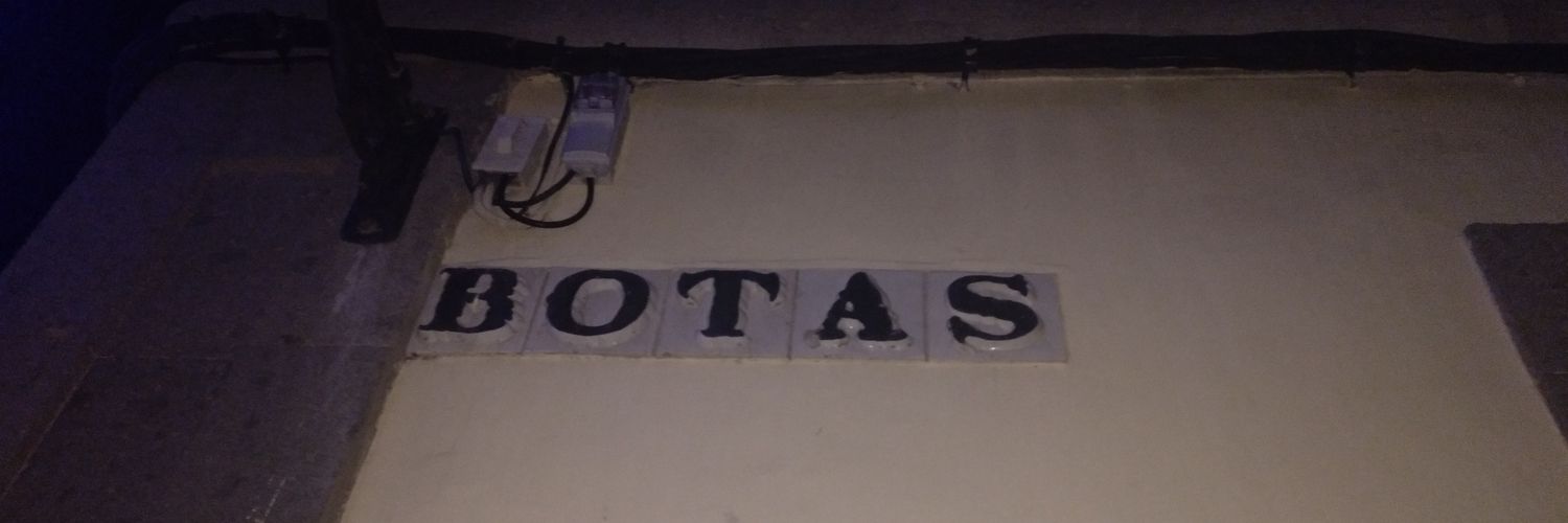 botas_rotas's profile banner image