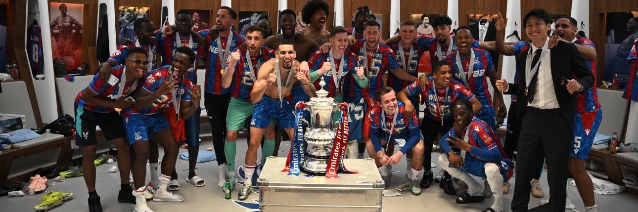 🦅Crouchey🦅 banner