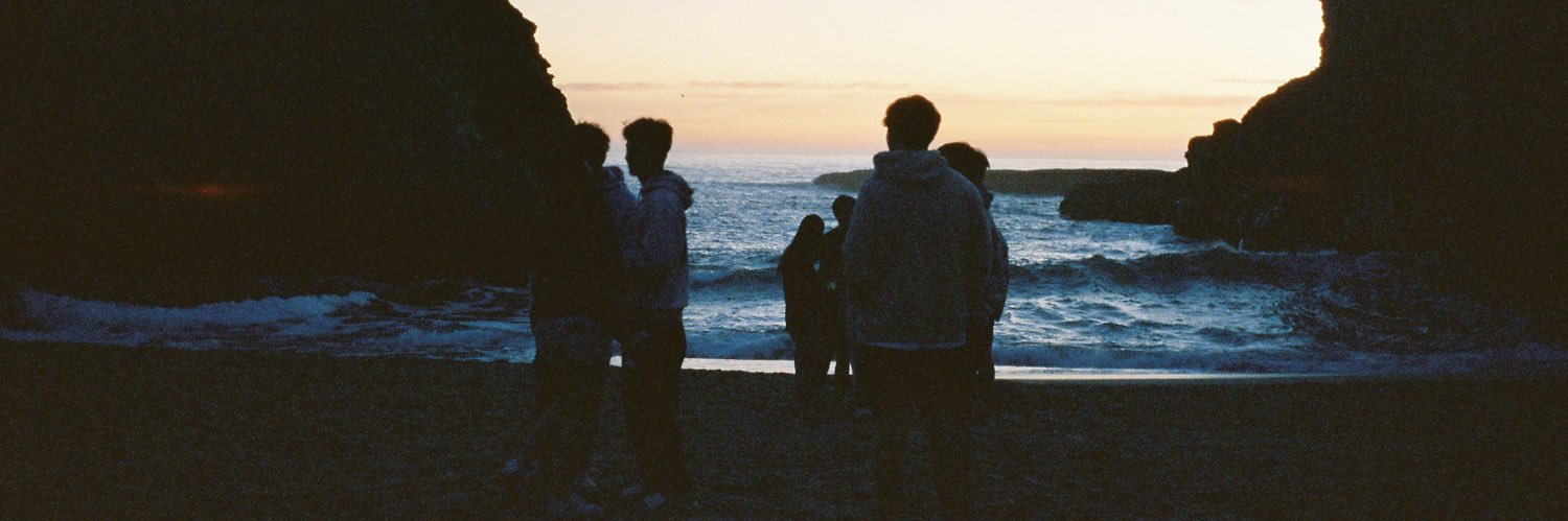ayye_chaves's profile banner image