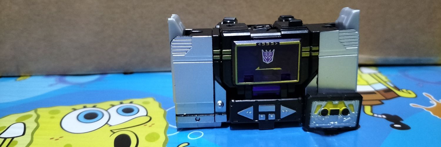 voe7m1's profile banner image