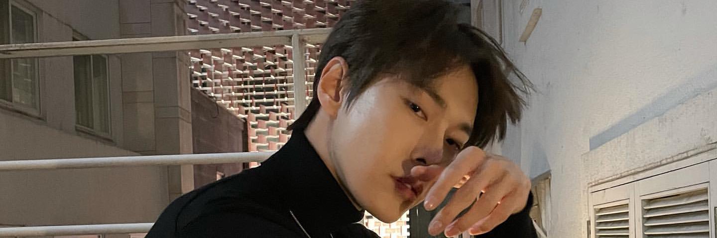 Mayyxin's profile banner image