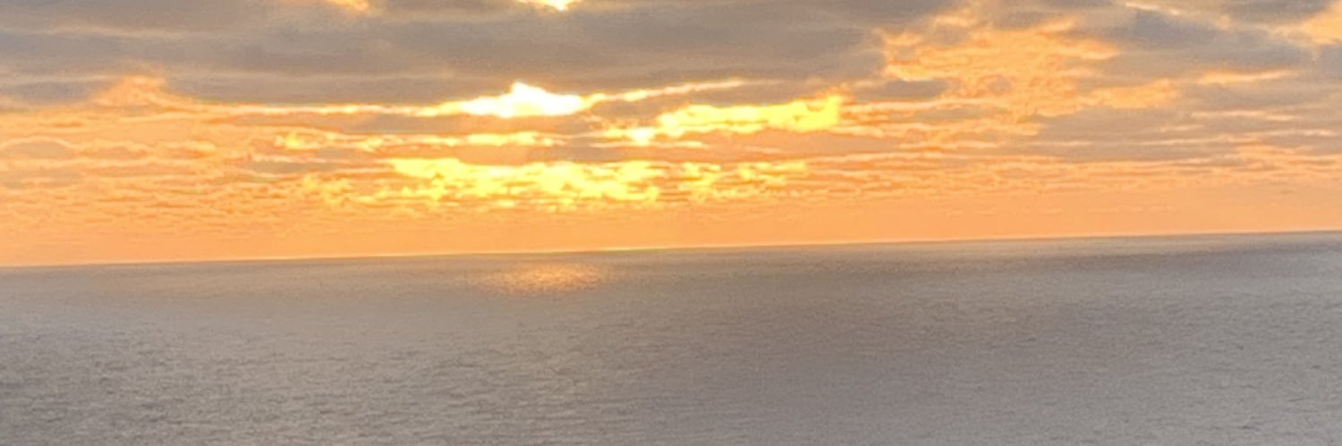maurrios's profile banner image