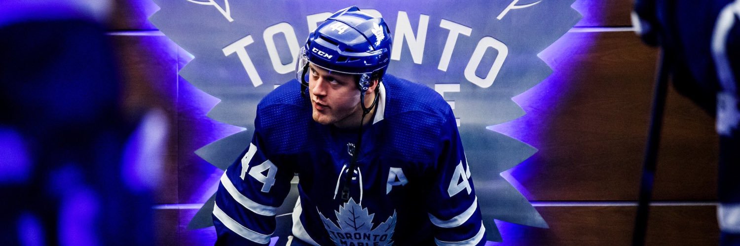 ddanicotton's profile banner image