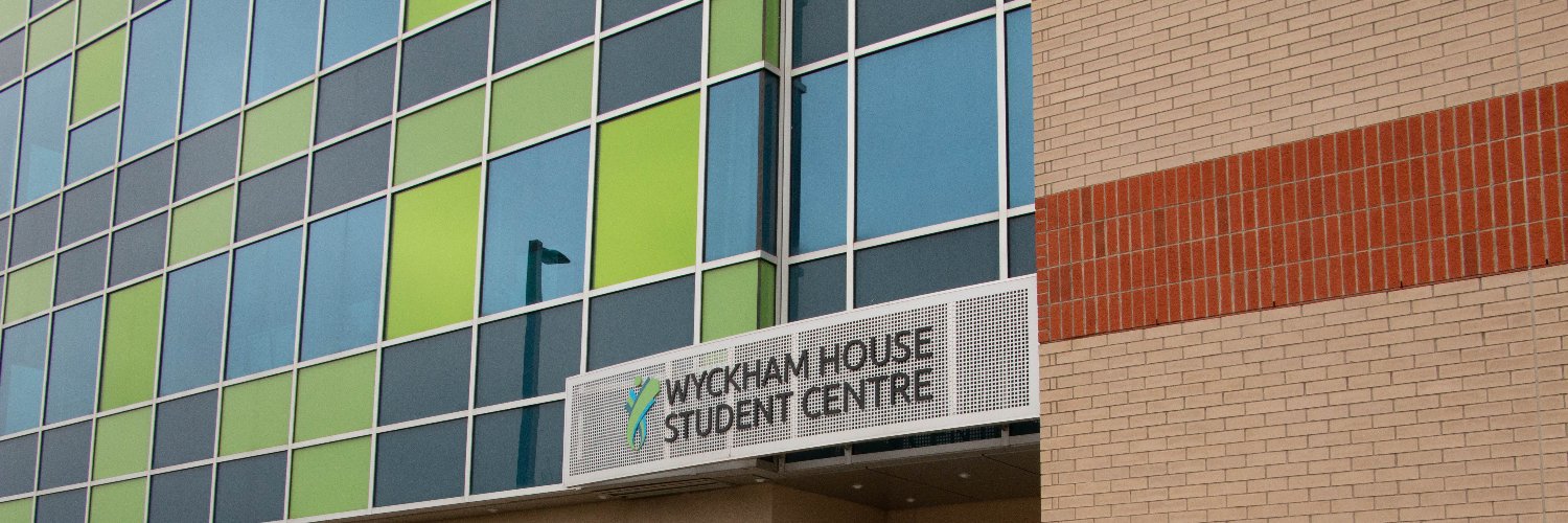 Students' Association of Mount Royal University banner