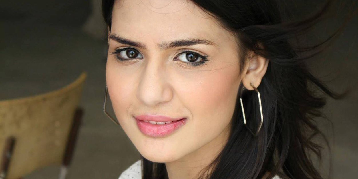 MadihaImam's profile banner image