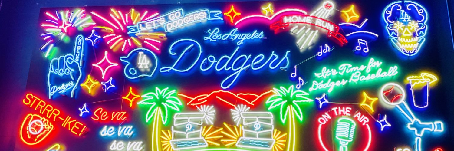 d shmoney🍯 banner