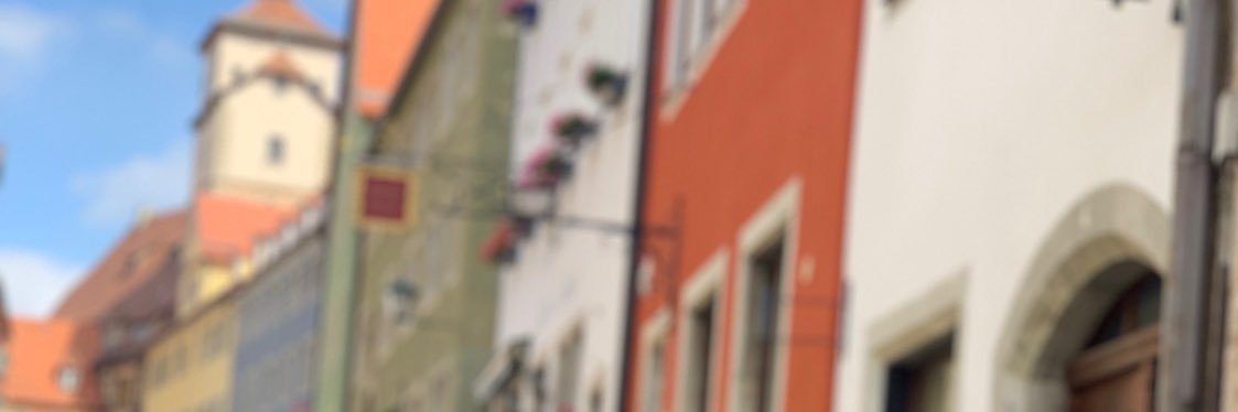 Em banner
