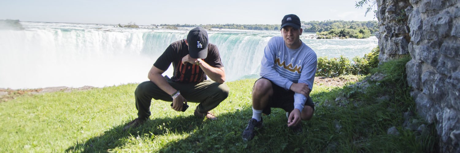 howyoulevine's profile banner image