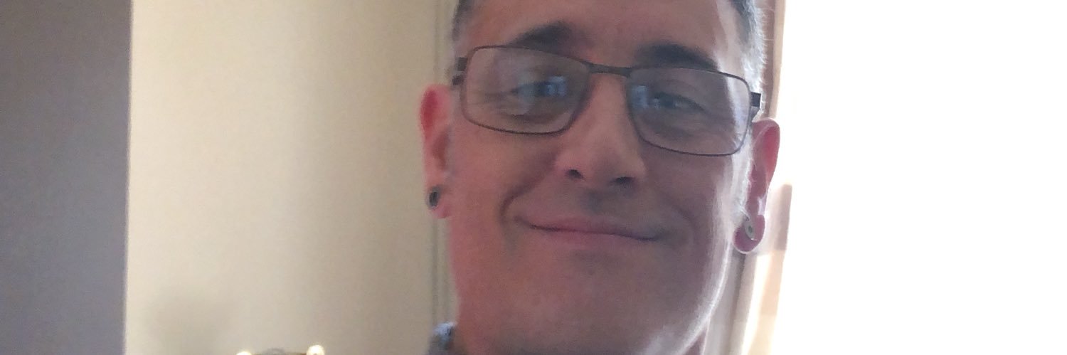 simon banner
