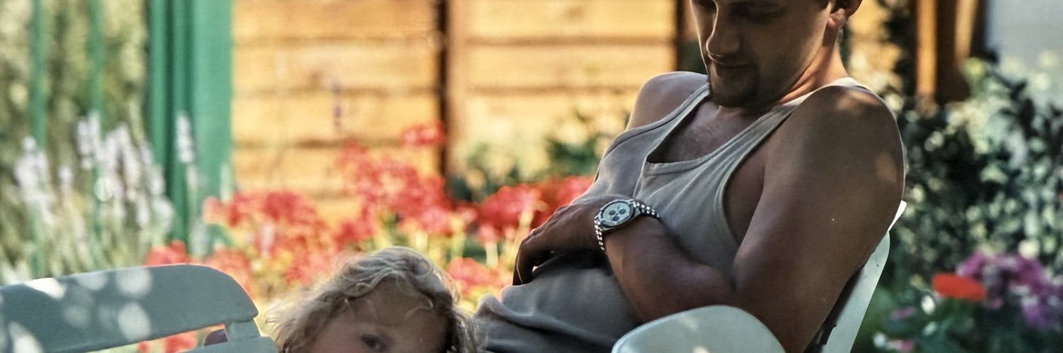buenoshye's profile banner image
