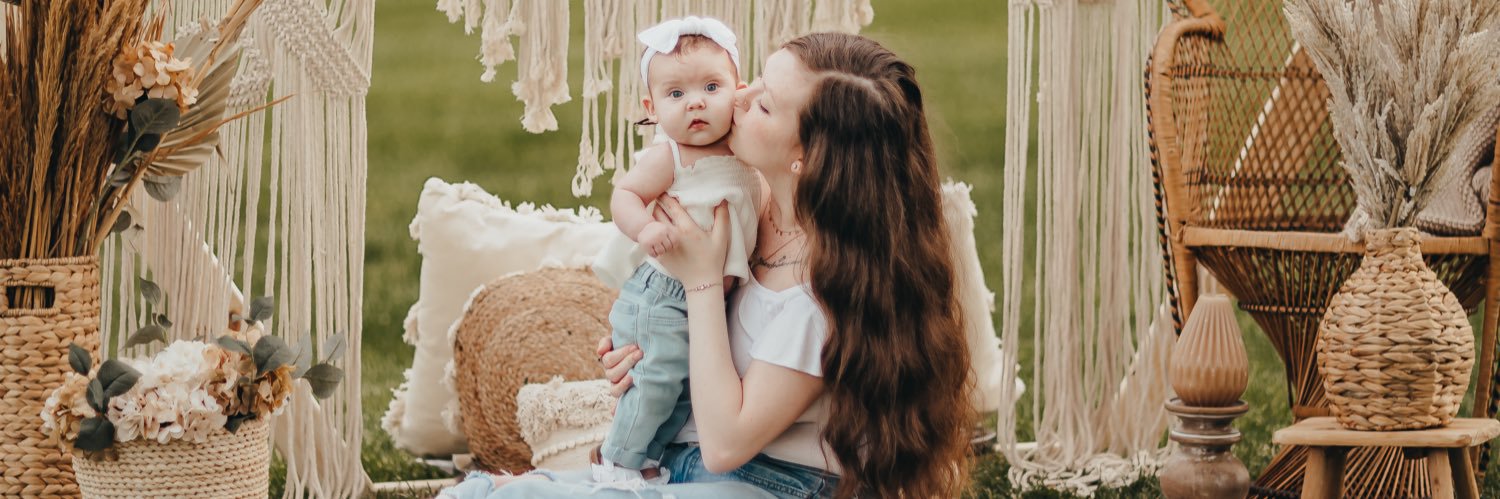 mariahrenaa's profile banner image