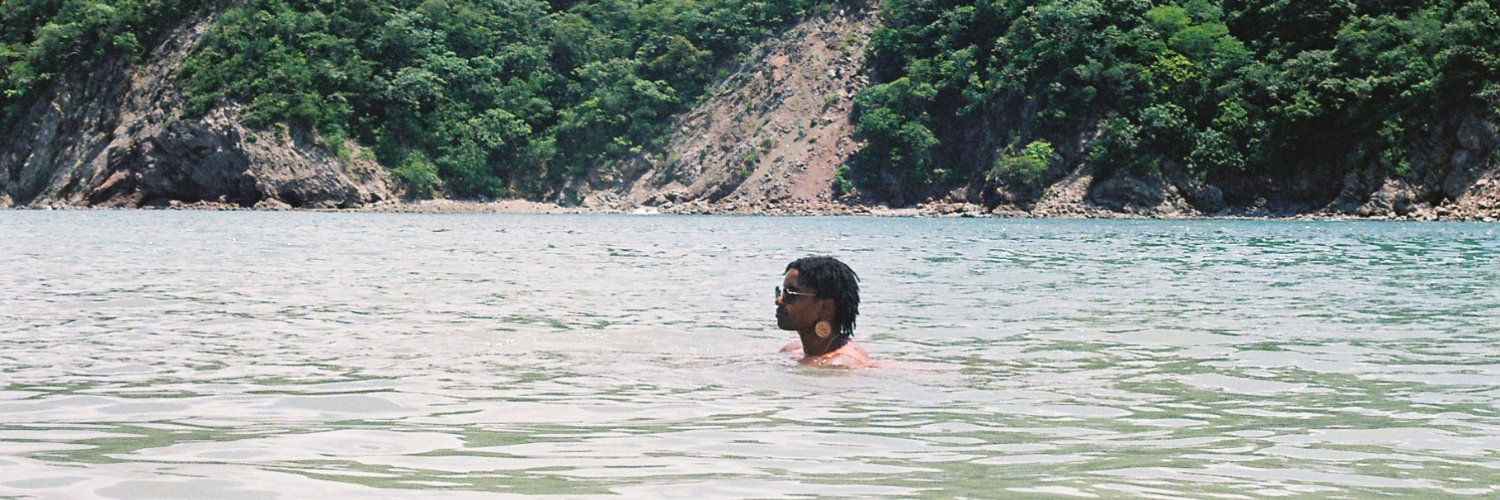 natachimez's profile banner image