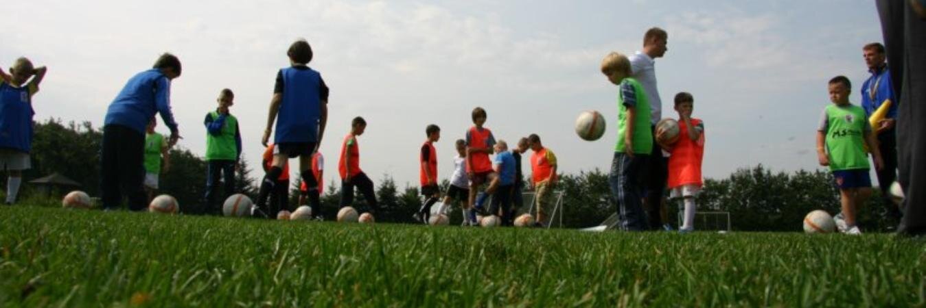 AMPGOOL's profile banner image