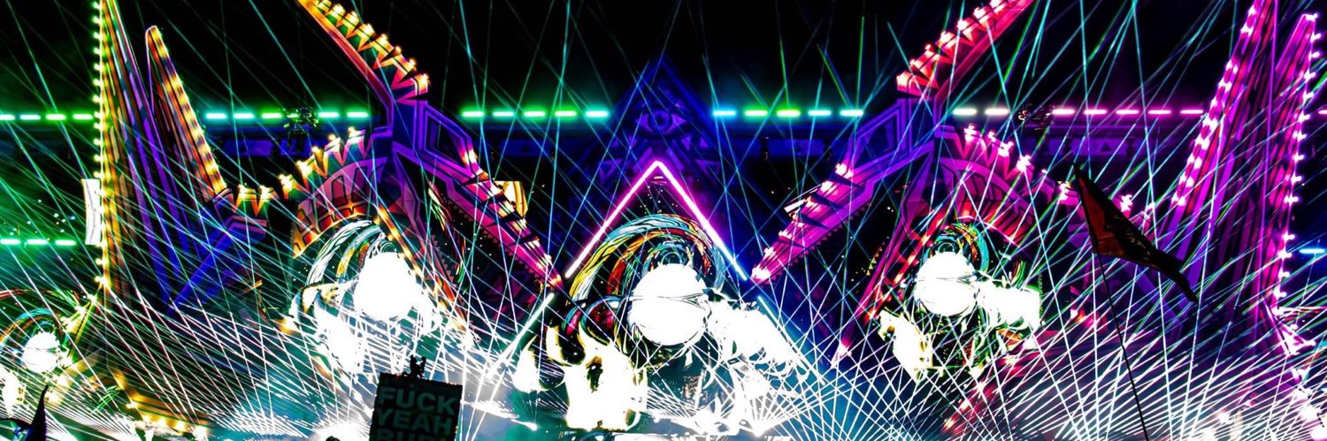 annika_violet's profile banner image