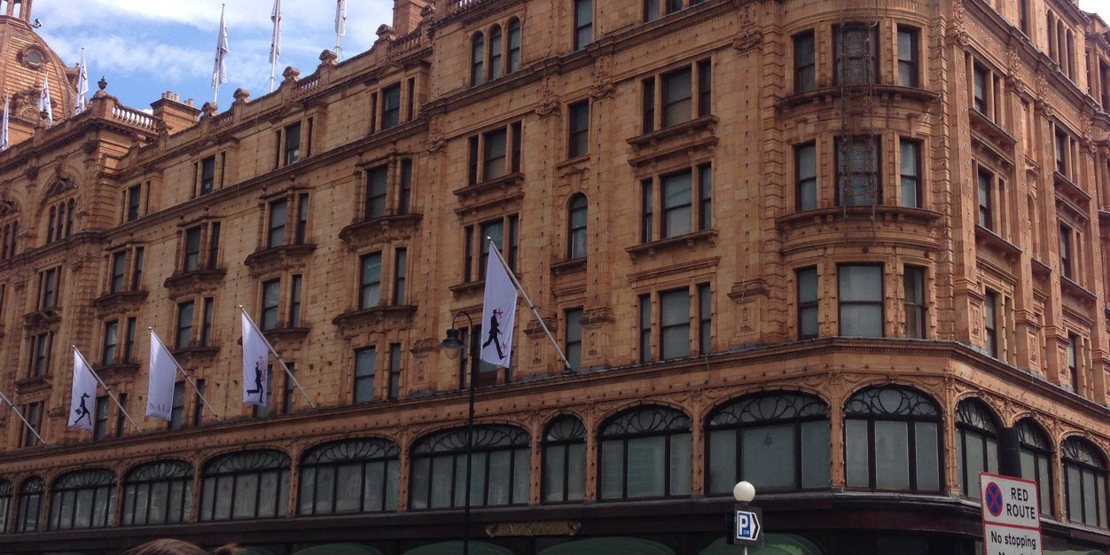 TheDearLondon's profile banner image