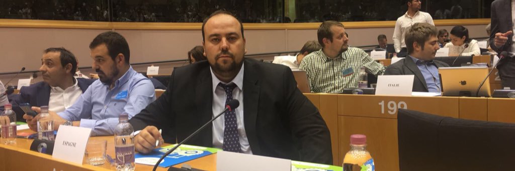 Angel Sánchez banner