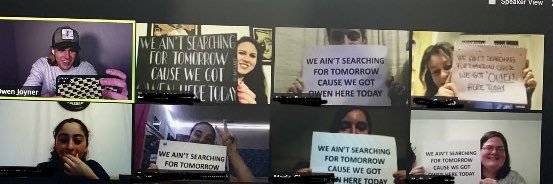 Kelly banner
