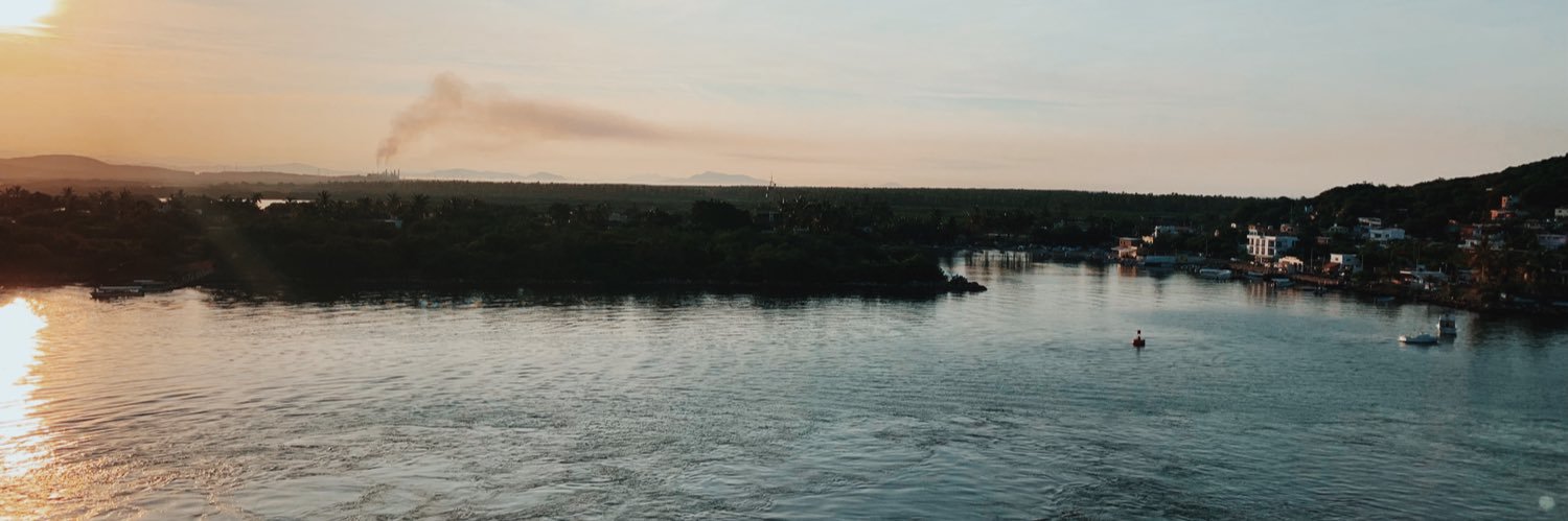 rileyyhess's profile banner image