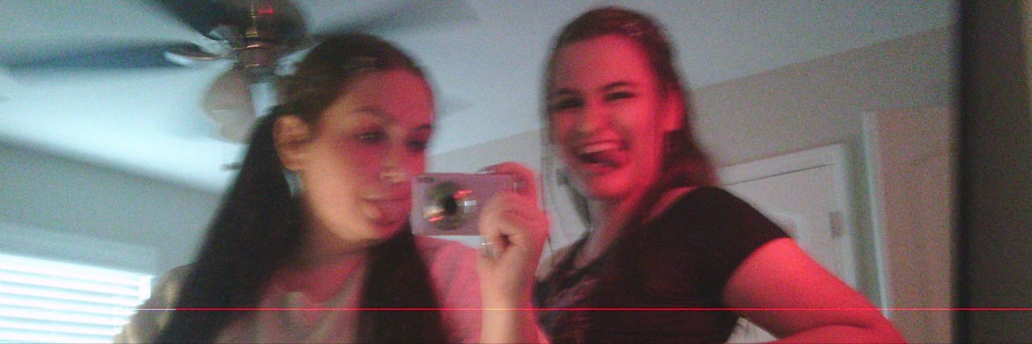 scarlettsbizzle's profile banner image