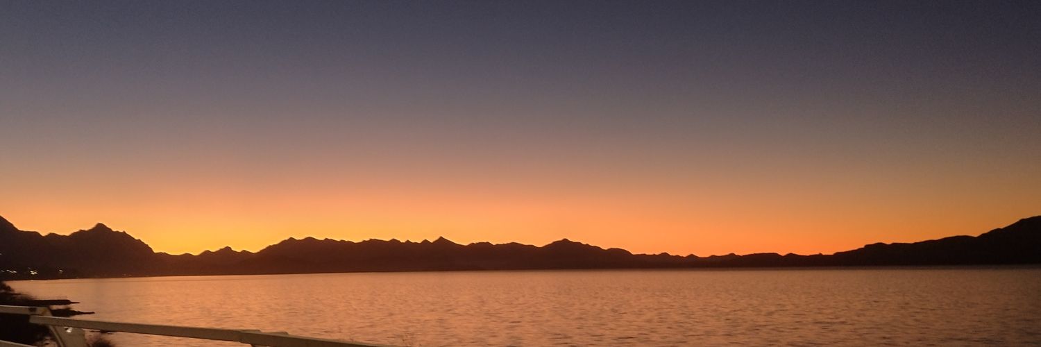 Cami_llanquin's profile banner image