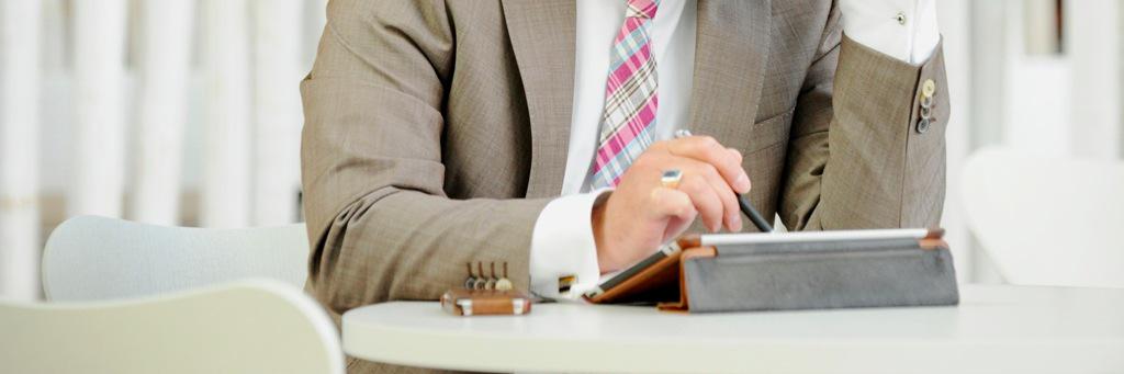 Ed de Rochemont banner