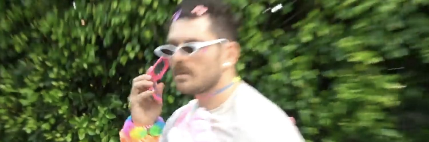 dygtig gøgler ☭ 🏳️‍🌈 🌱's banner