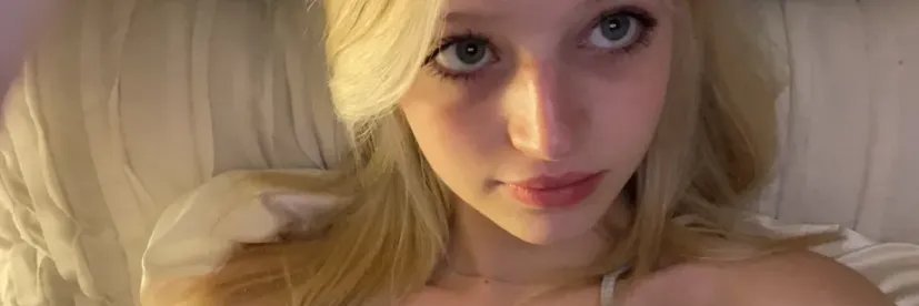 your_bellaaa's profile banner image