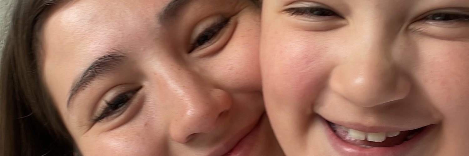 JuliOberlander's profile banner image