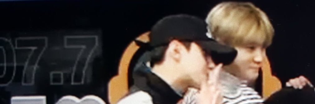แด่ผู้ชายที่รักทั้งสองคน banner