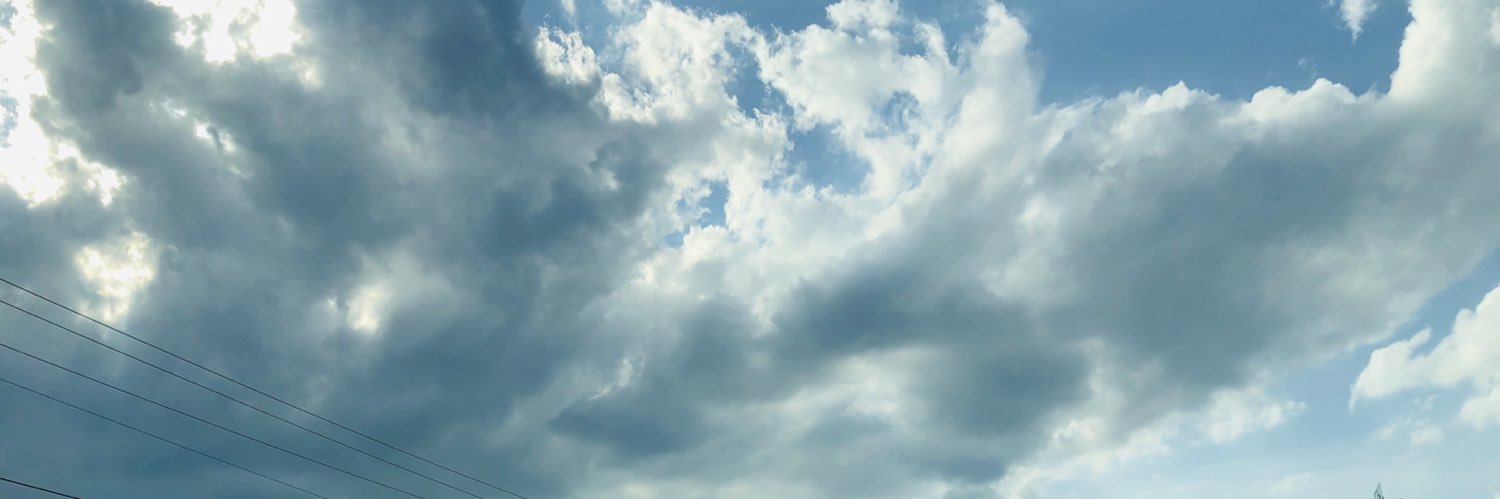 iLoveMeSumH's profile banner image