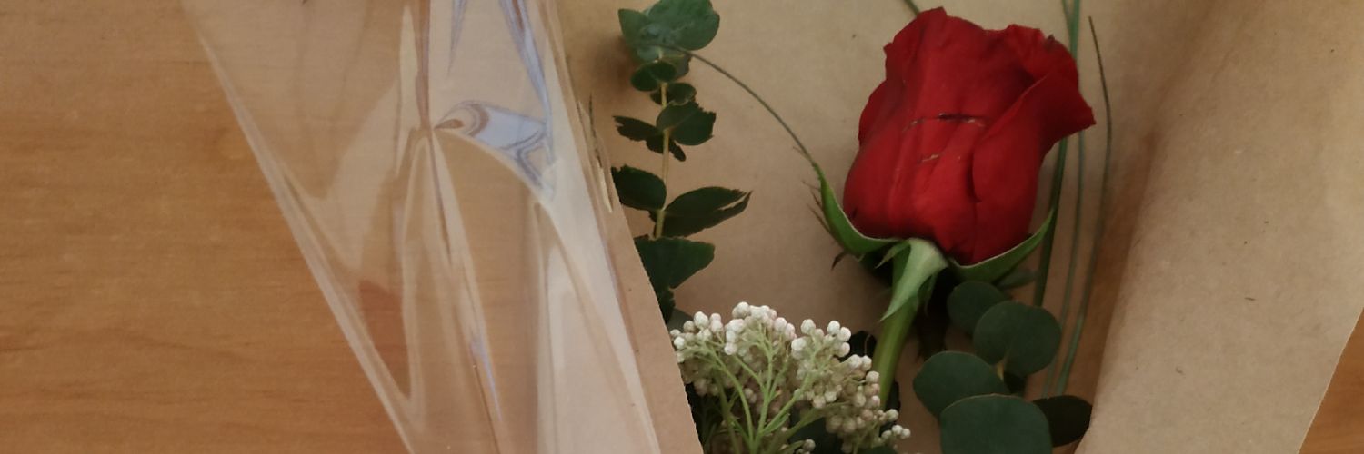 cris🌷 banner