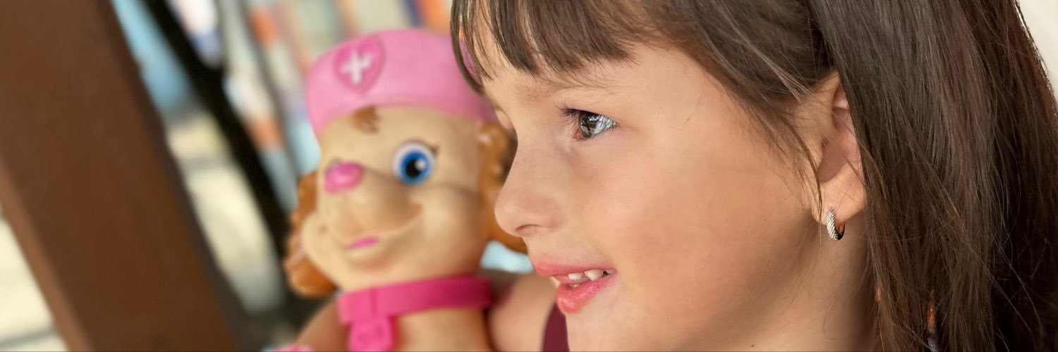 JuliaDelphino4's profile banner image