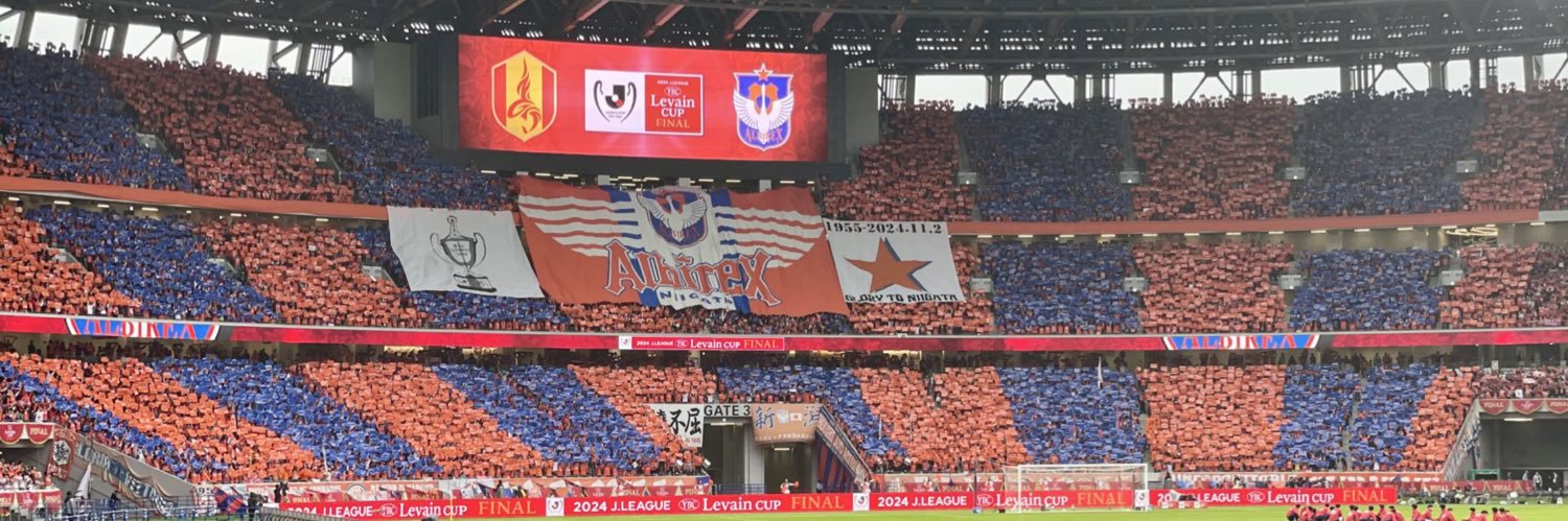 ozi_y87's profile banner image