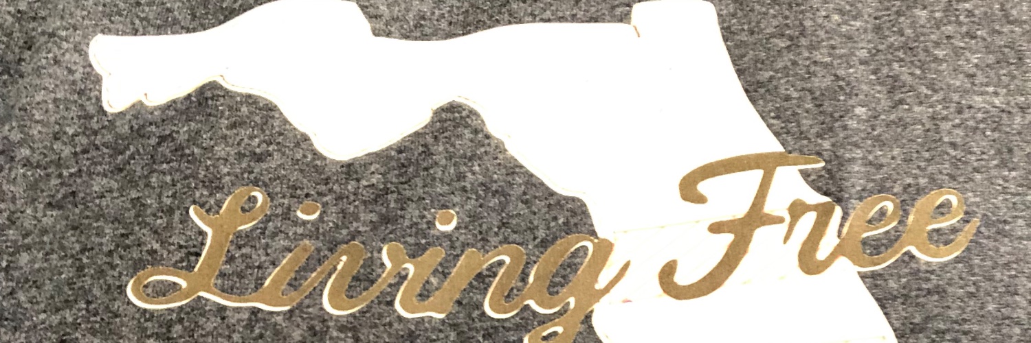 RonLuycx's profile banner image