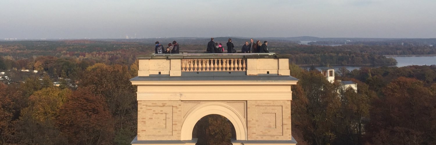 Julia (nicht verwandt/verschwägert)🐕 banner