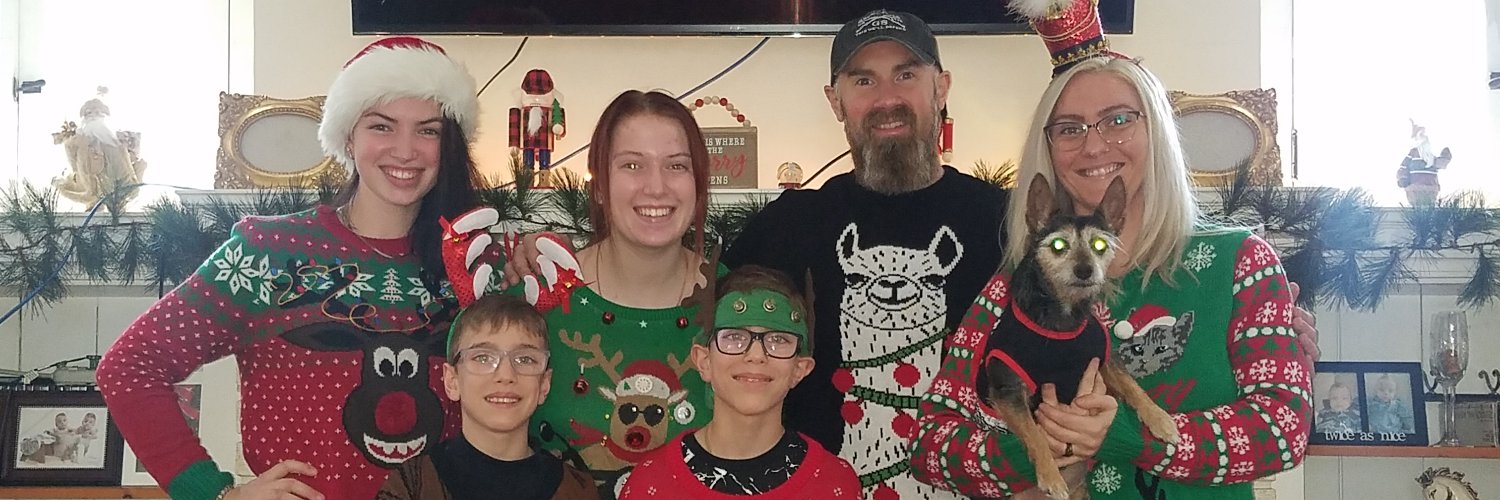b_ammo's profile banner image
