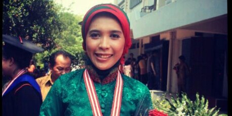YanPratiwi's profile banner image