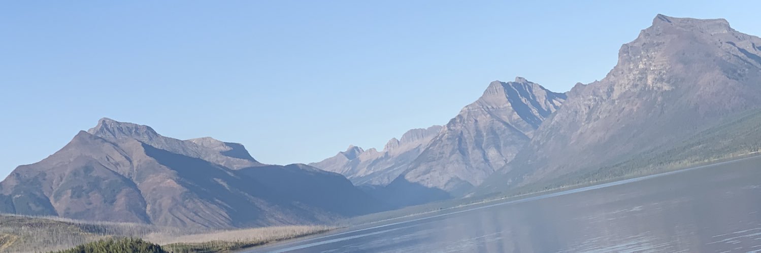 ayeits_bre's profile banner image
