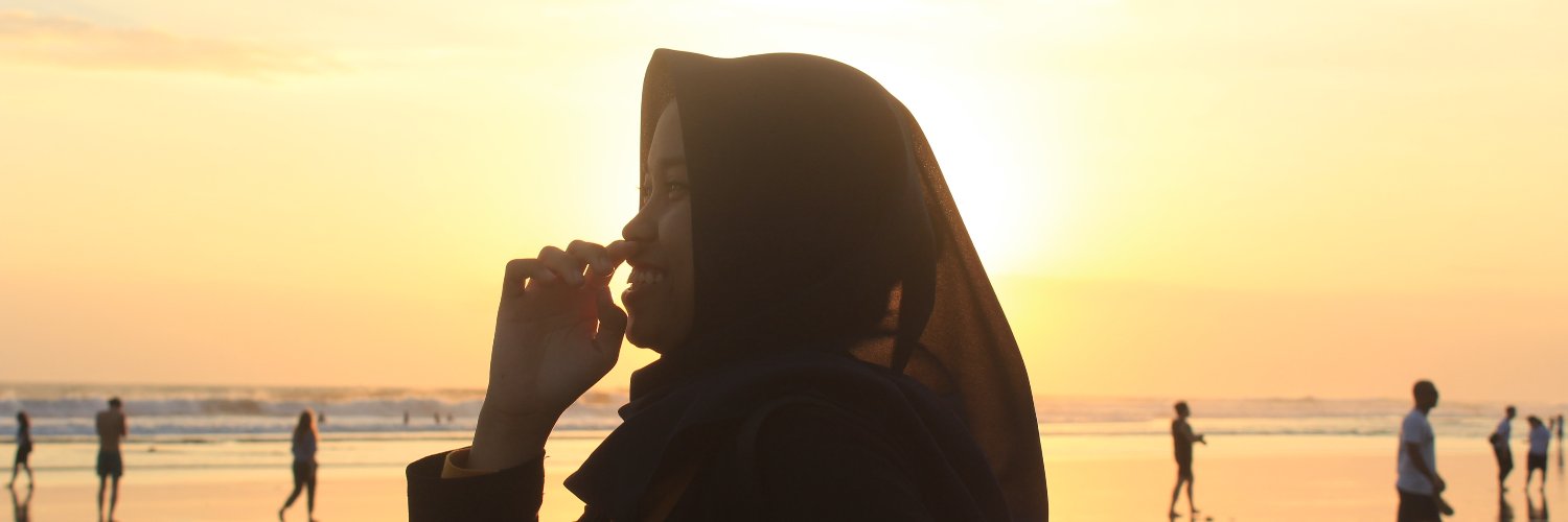 melywidi's profile banner image
