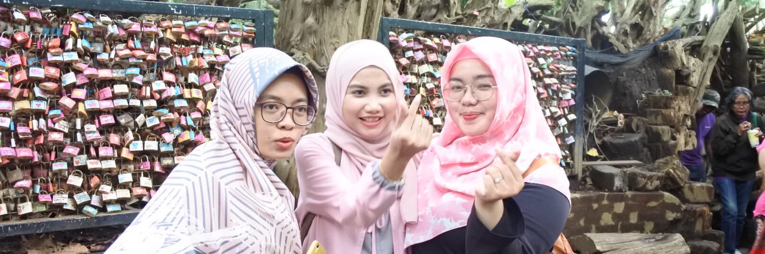 robiatul_uul's profile banner image