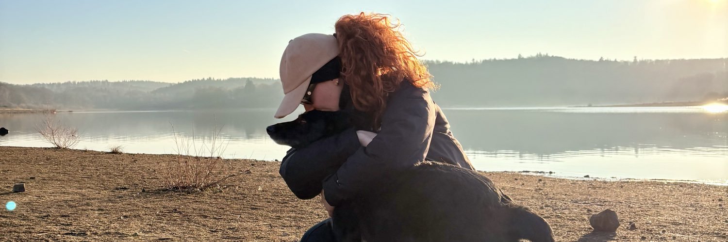 lauranemgr's profile banner image