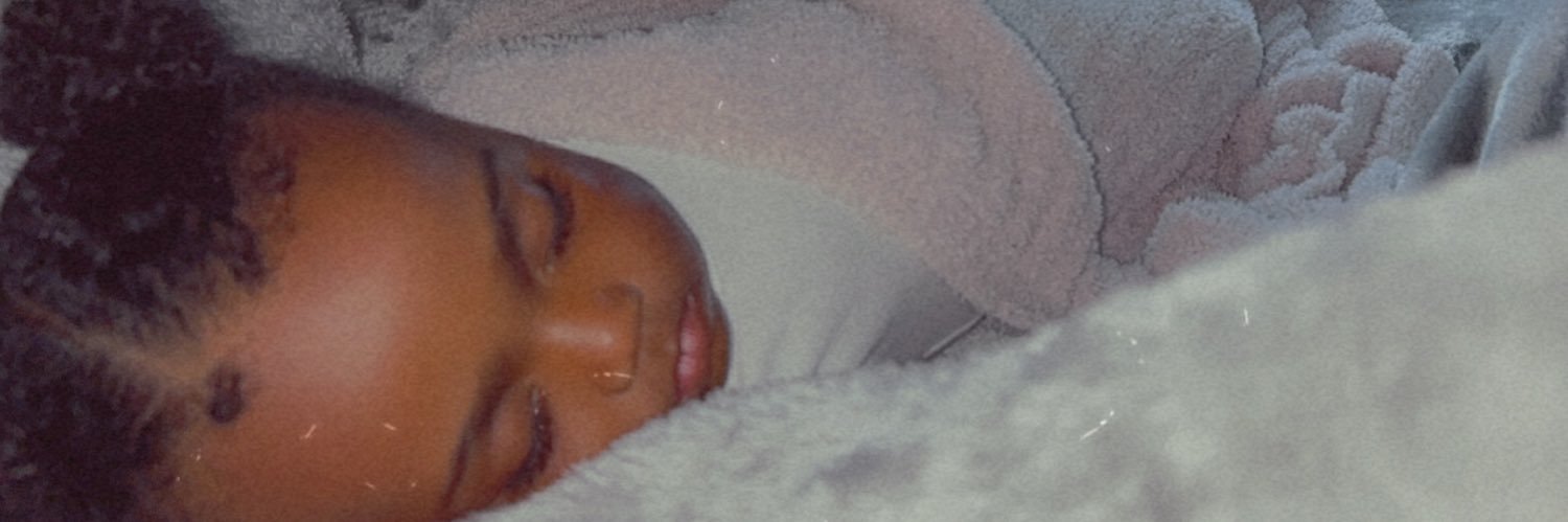 leaahstover's profile banner image