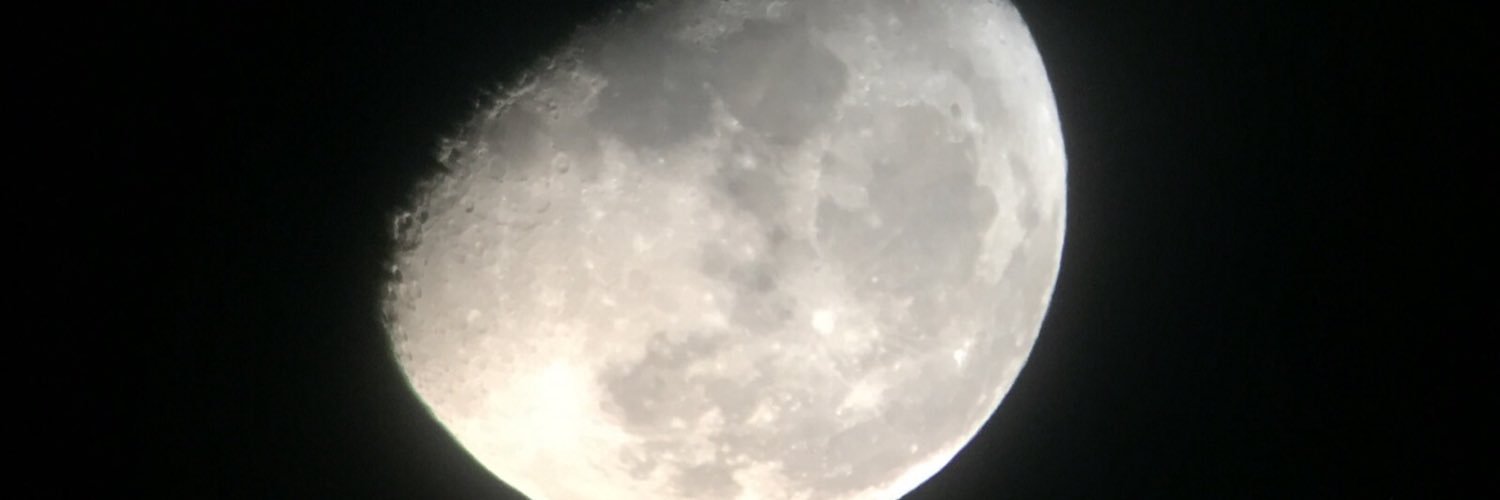 evalunanews's profile banner image