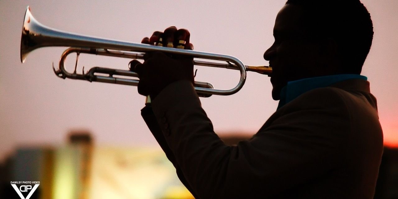 elcondetrumpet's profile banner image