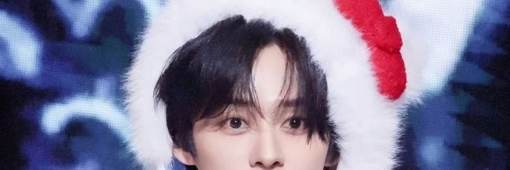 Lari⋆♱.⋆ banner