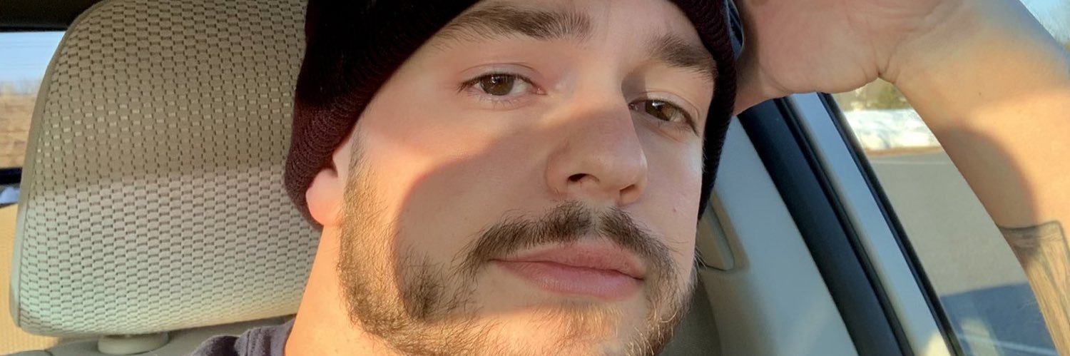 gupoloved's profile banner image